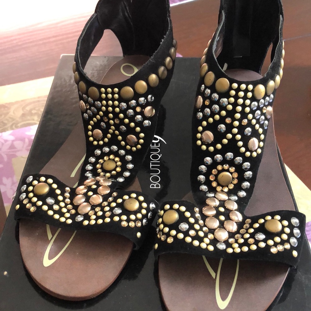 Brand new sandals